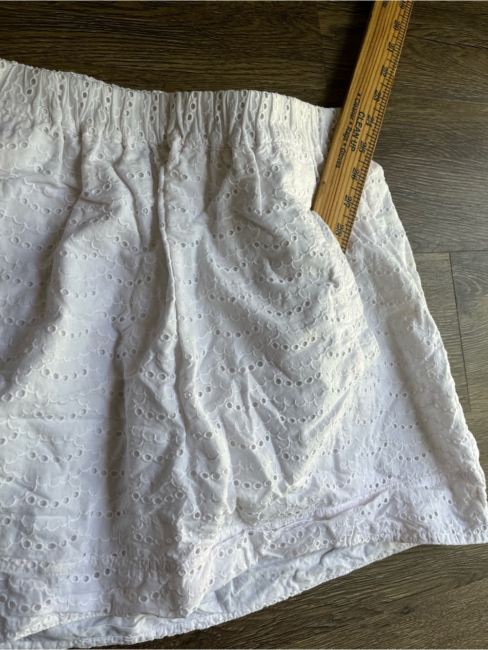 J. Crew White Eyelet Skirt with Elastic Waist and side pockets - Picture 6 of 7